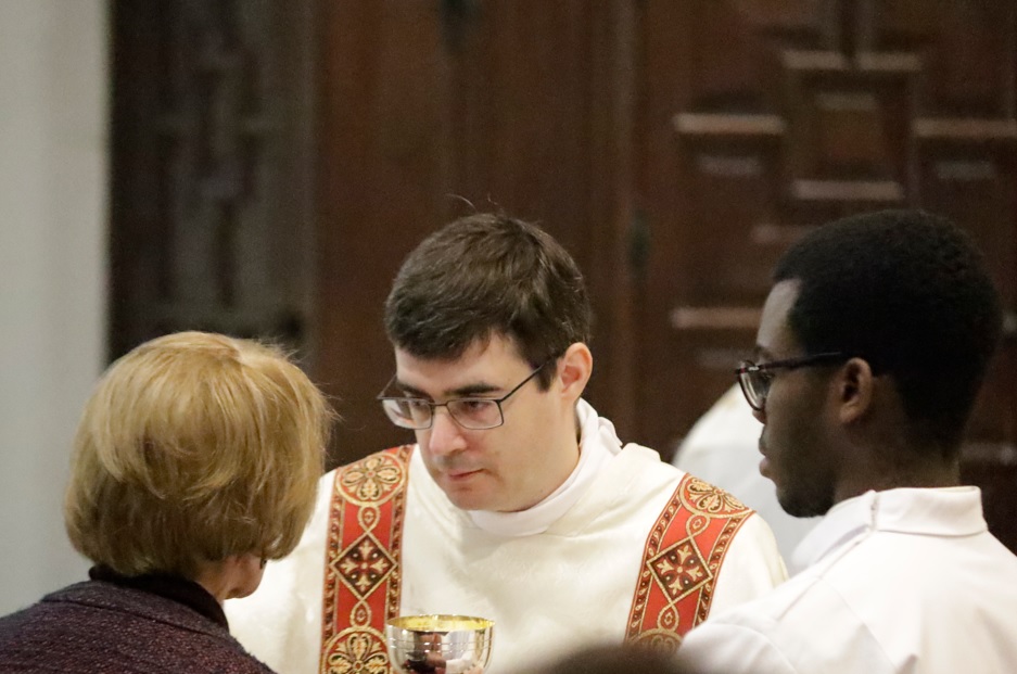 comunion diacono nuevo oratorio san felipe neri alcala oct 24