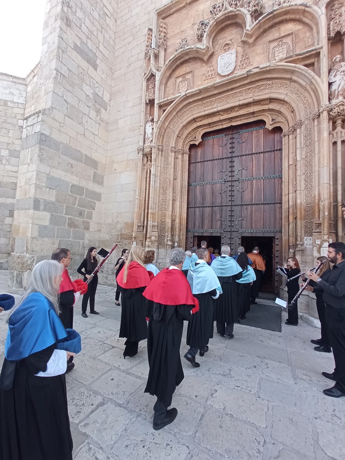 solemne apertura curso 24 25 universidad alcala catedral magistral