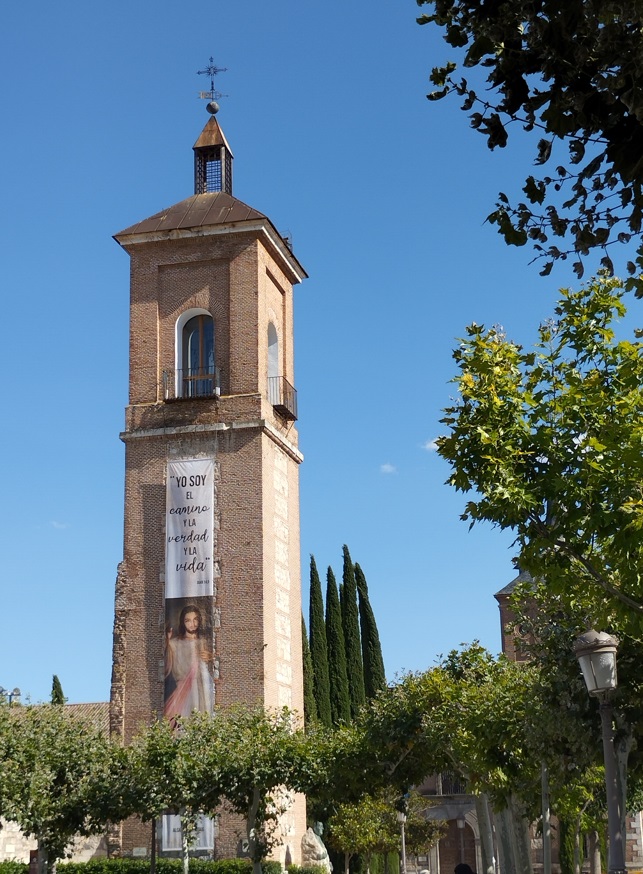 torre de santa maria alcala de henares arde complutum